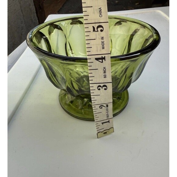 Vintage MCM Anchor Hocking Avocado Green Glass Pedestal Footed Bowl Candy Dish - Picture 6 of 6